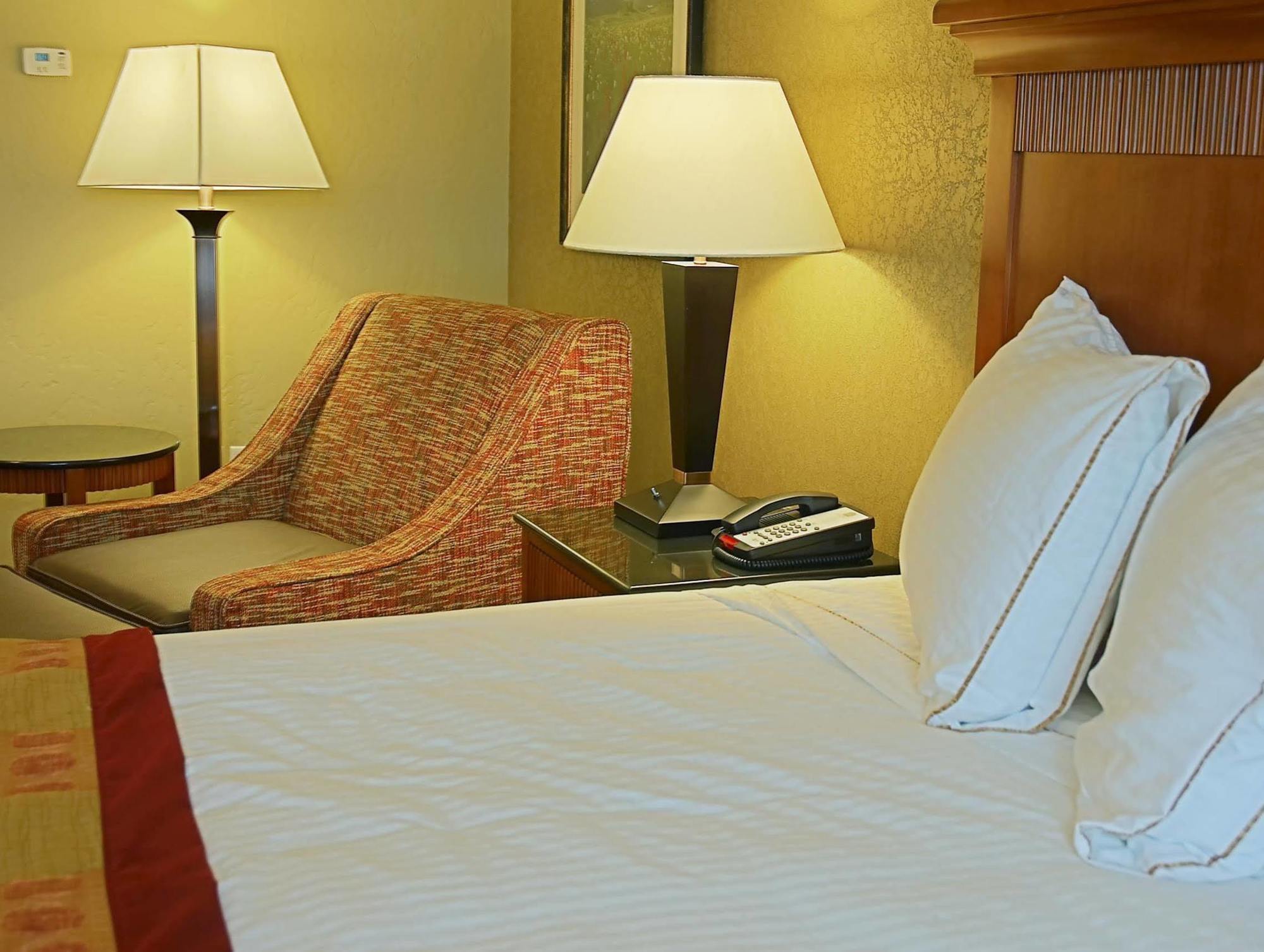 Best Western Plus Canyon Pines Όγκντεν Εξωτερικό φωτογραφία